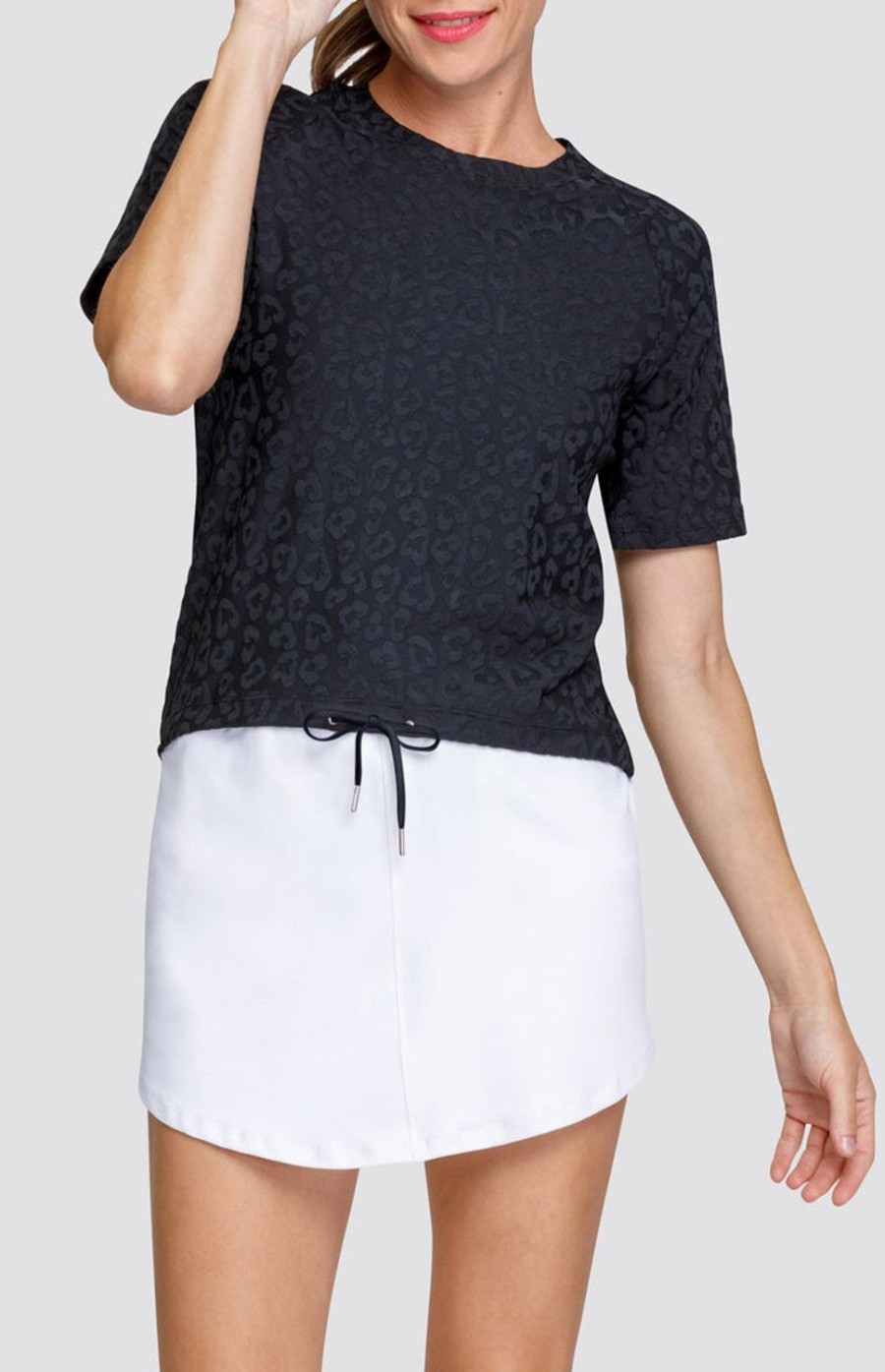 Tennis Tail Activewear Short Sleeve | Catherine Top - Onyx Leopard - Final Sale