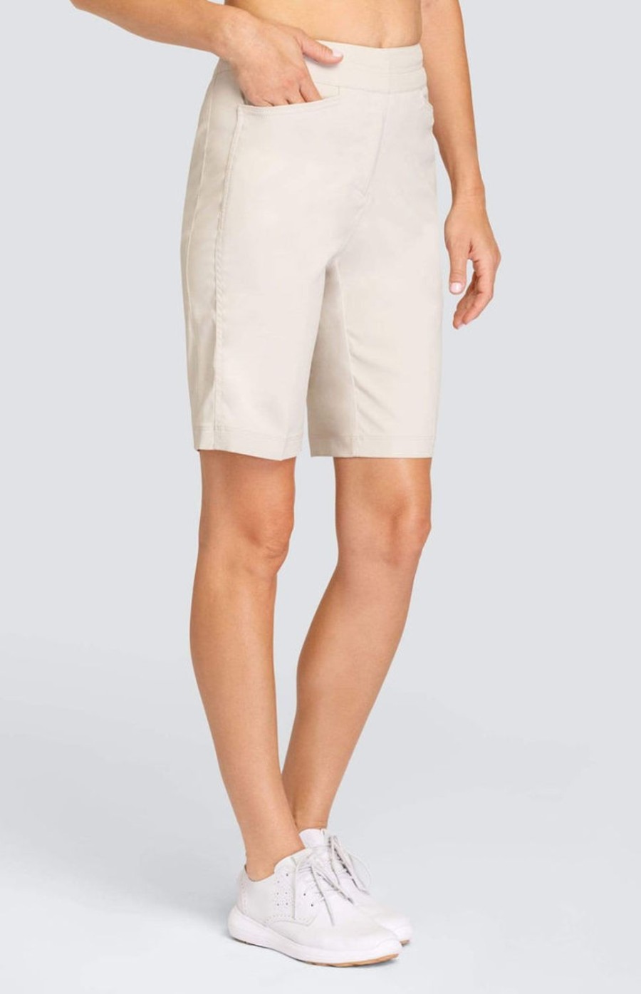 Golf Tail Activewear Shorts | Classic 21" Short - Tan Chino