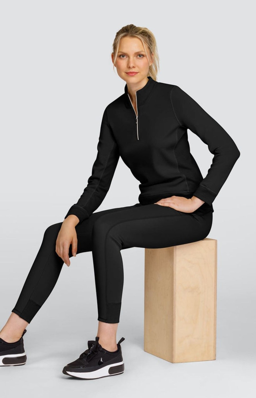 Golf Tail Activewear Long Sleeve | Alessa Top - Noir Black