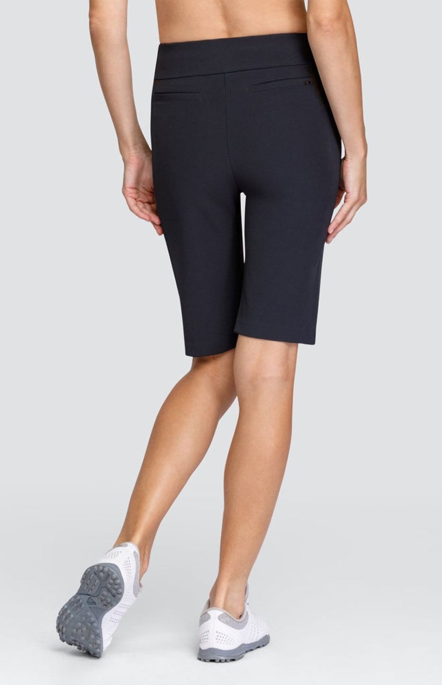 Golf Tail Activewear Shorts | Allure 22.5" Short - Onyx Black