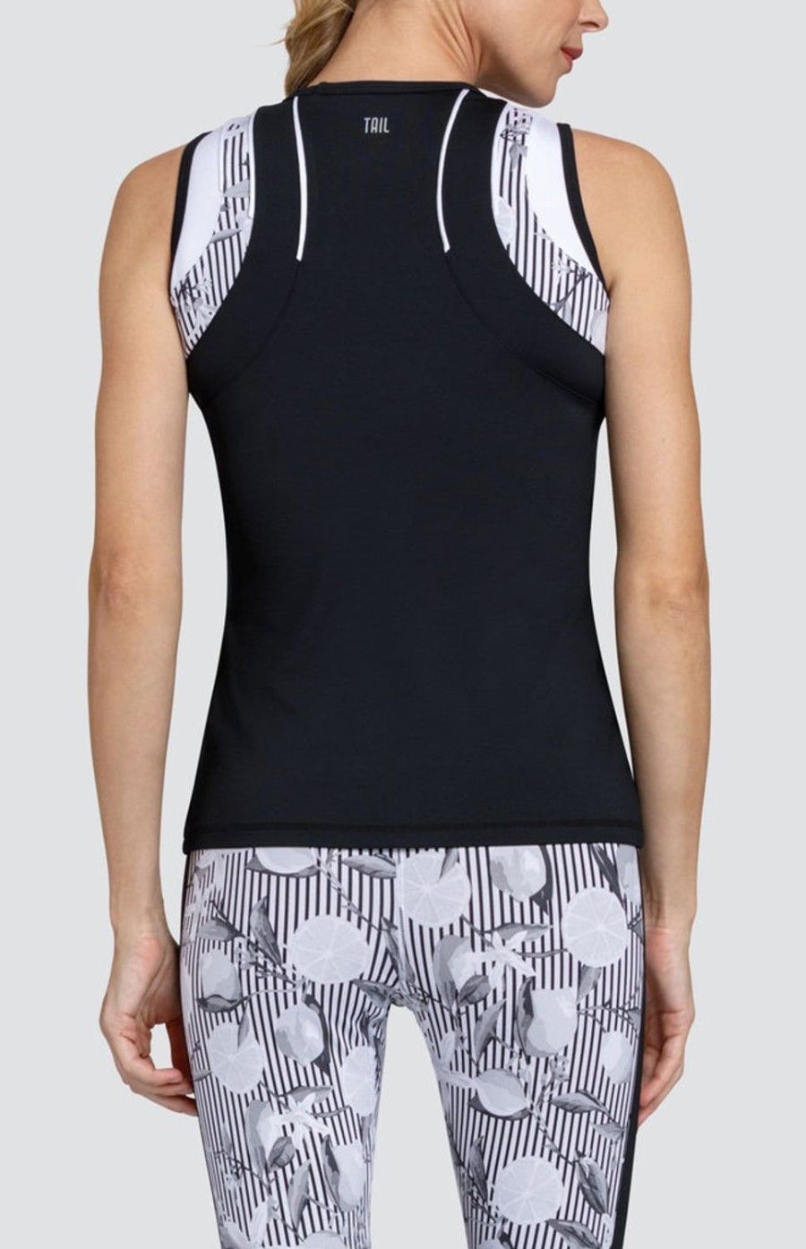 Tennis Tail Activewear Tanks | Kempton Tank - Onyx - Final Sale