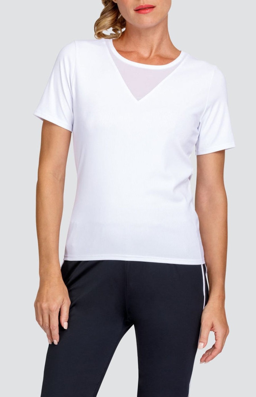 Tennis Tail Activewear Short Sleeve | Valley Top - Chalk - Final Sale