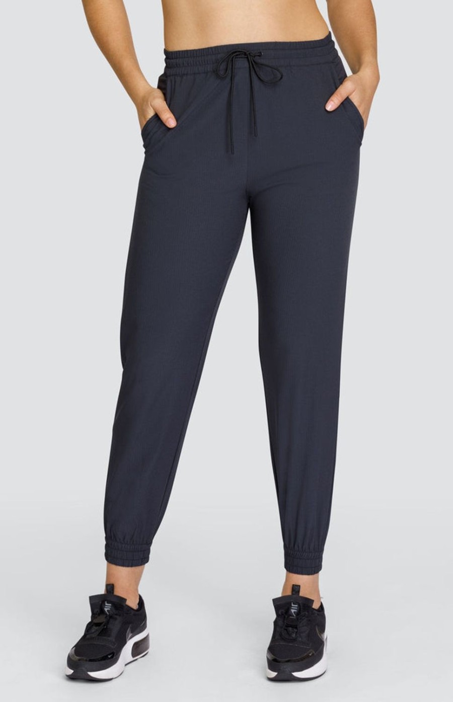 Tennis Tail Activewear Pants And Leggings | Issa 27" Jogger - Onyx Black