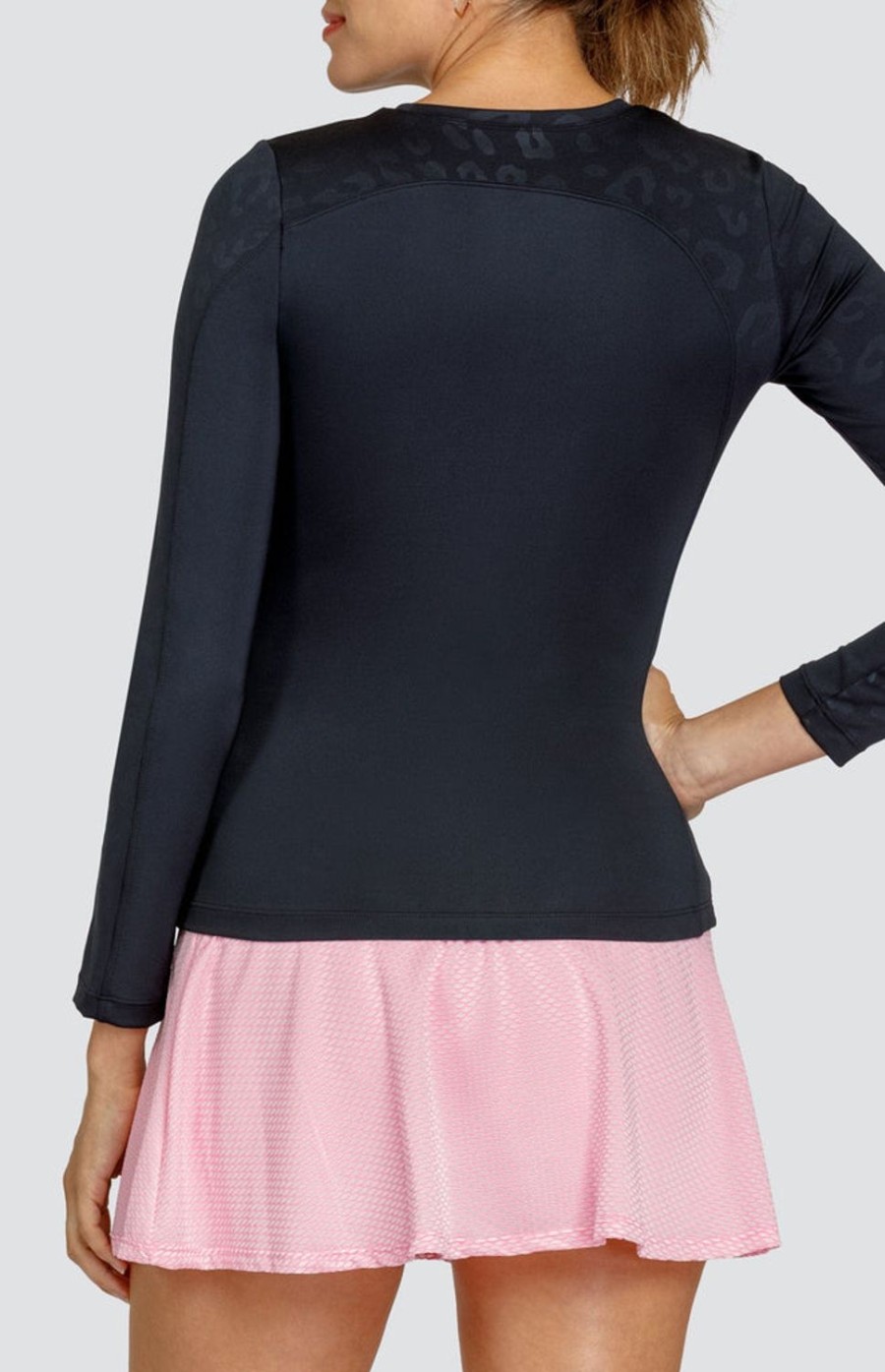 Tennis Tail Activewear Long Sleeve | Roy Top - Onyx Black - Final Sale