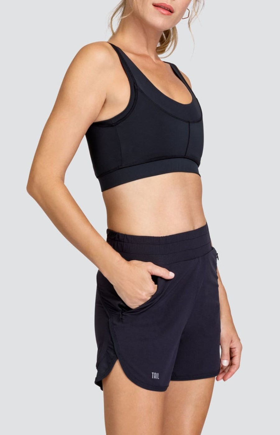 Tennis Tail Activewear Sports Bras | Laurent Sports Bra - Onyx Black - Final Sale